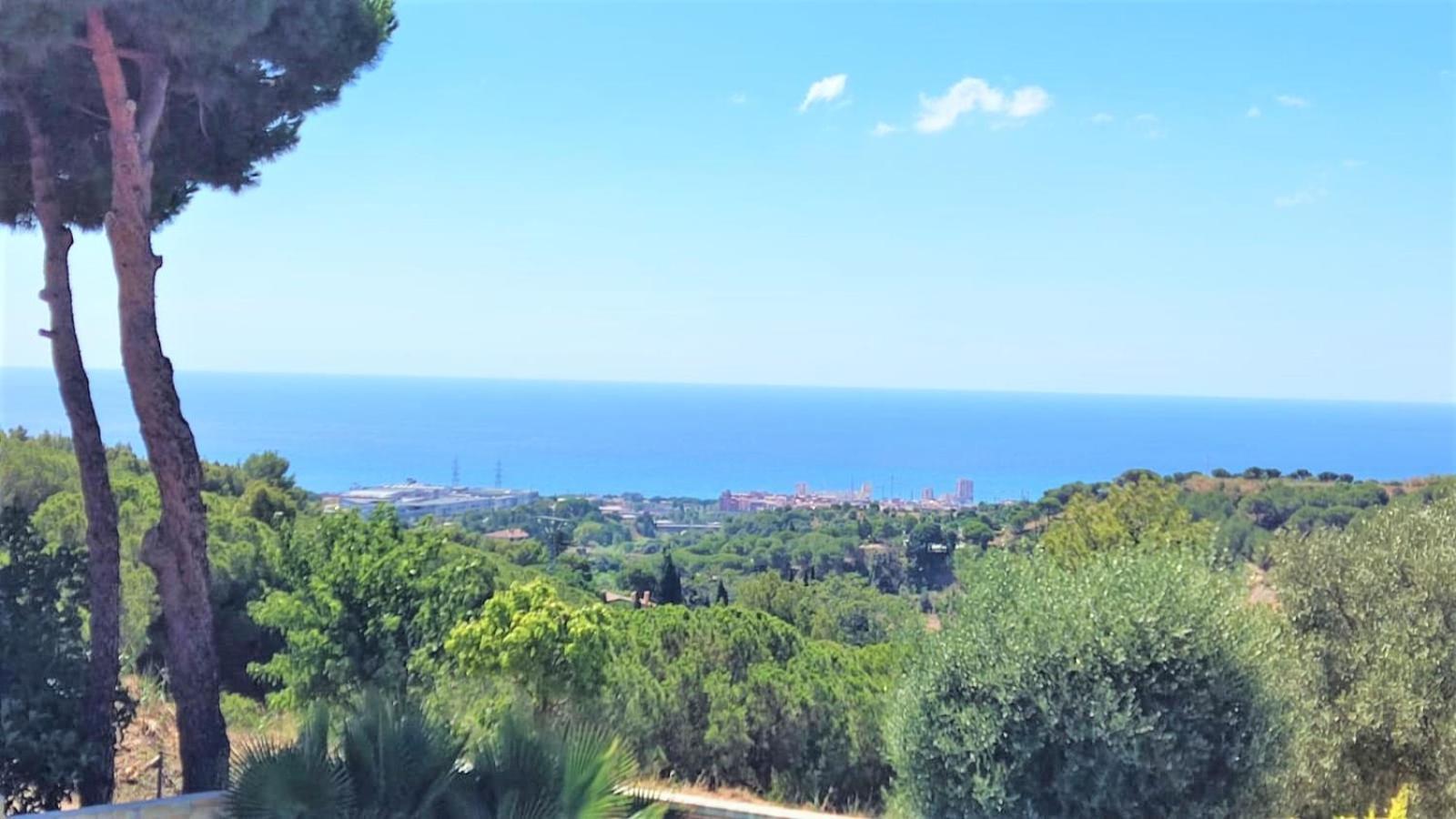 Villa Carolina Mataro Luaran gambar