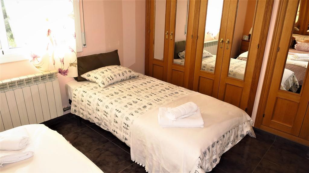 Villa Carolina Mataro Luaran gambar