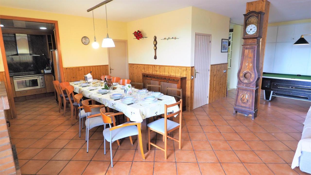 Villa Carolina Mataro Luaran gambar